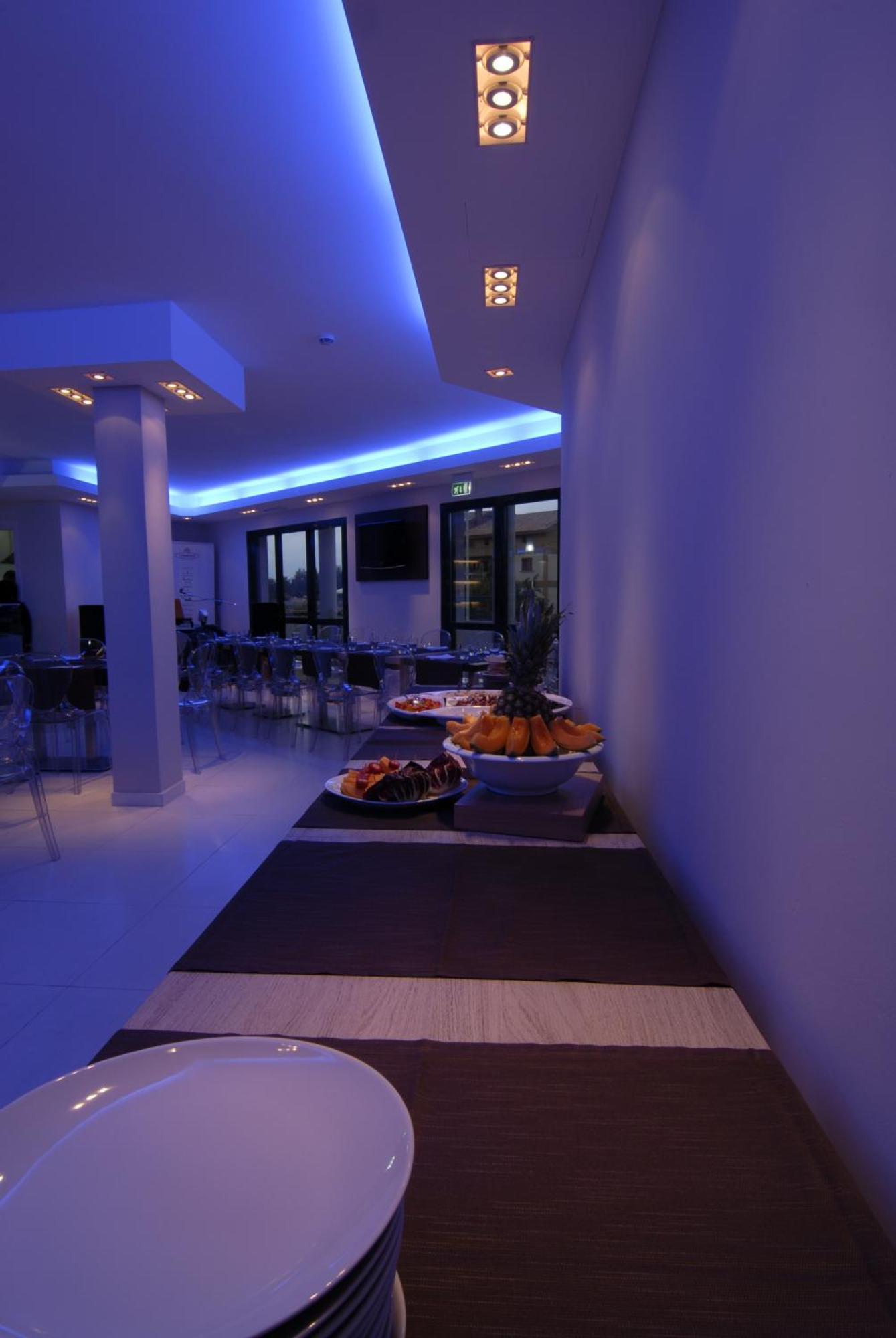 Hotel Ambrosio La Corte Olbia Bagian luar foto
